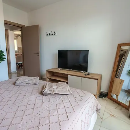 Mythical Sands And * Paralimni